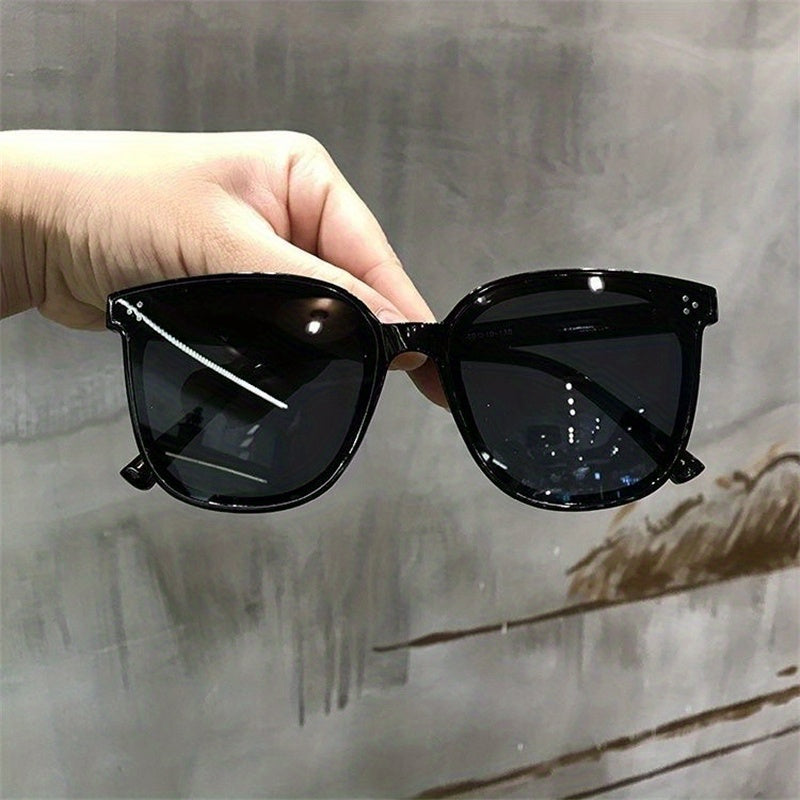 Square Sunglasses Rivet Decor Glasses UV400