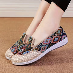 Women's Tribal Flat Shoes Geometric Graphic Slip On Breathable Walking Shoes