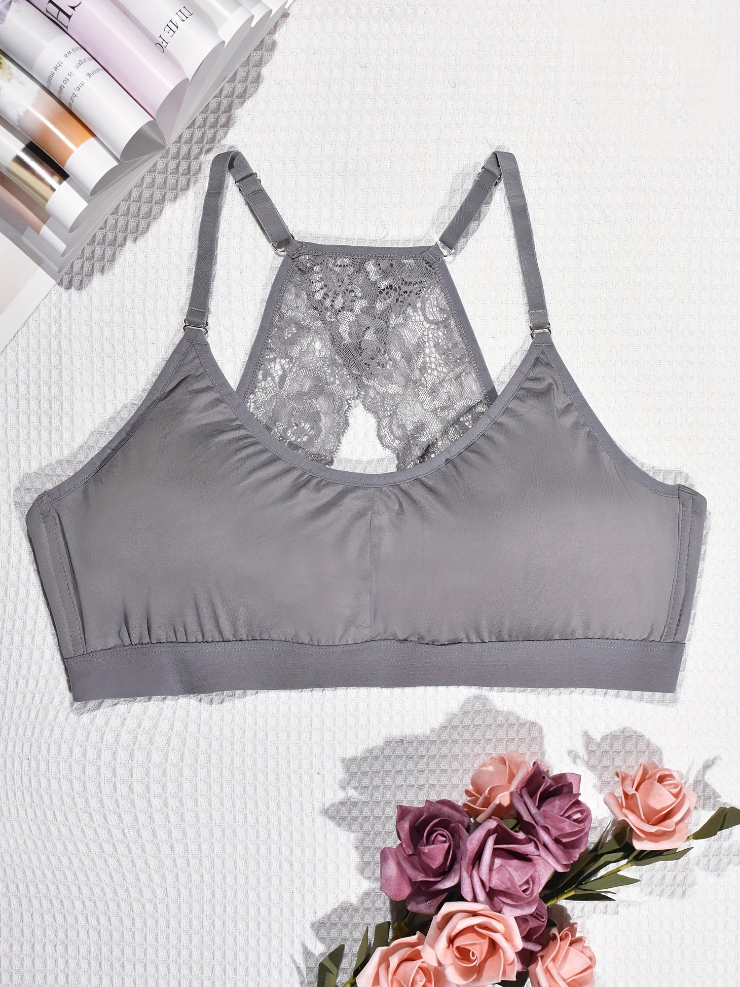 Plus Size Contrast Lace Racer Back Wireless Push Up Soft Bralette