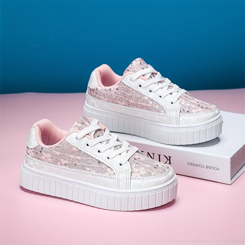 Girl's Low Top Skate Shoes Comfy Non Slip Lace Up Sneakers For Kids