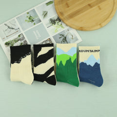 Men's Cartoon Snow Mountain Crew Socks Breathable Comfy Casual Street Style