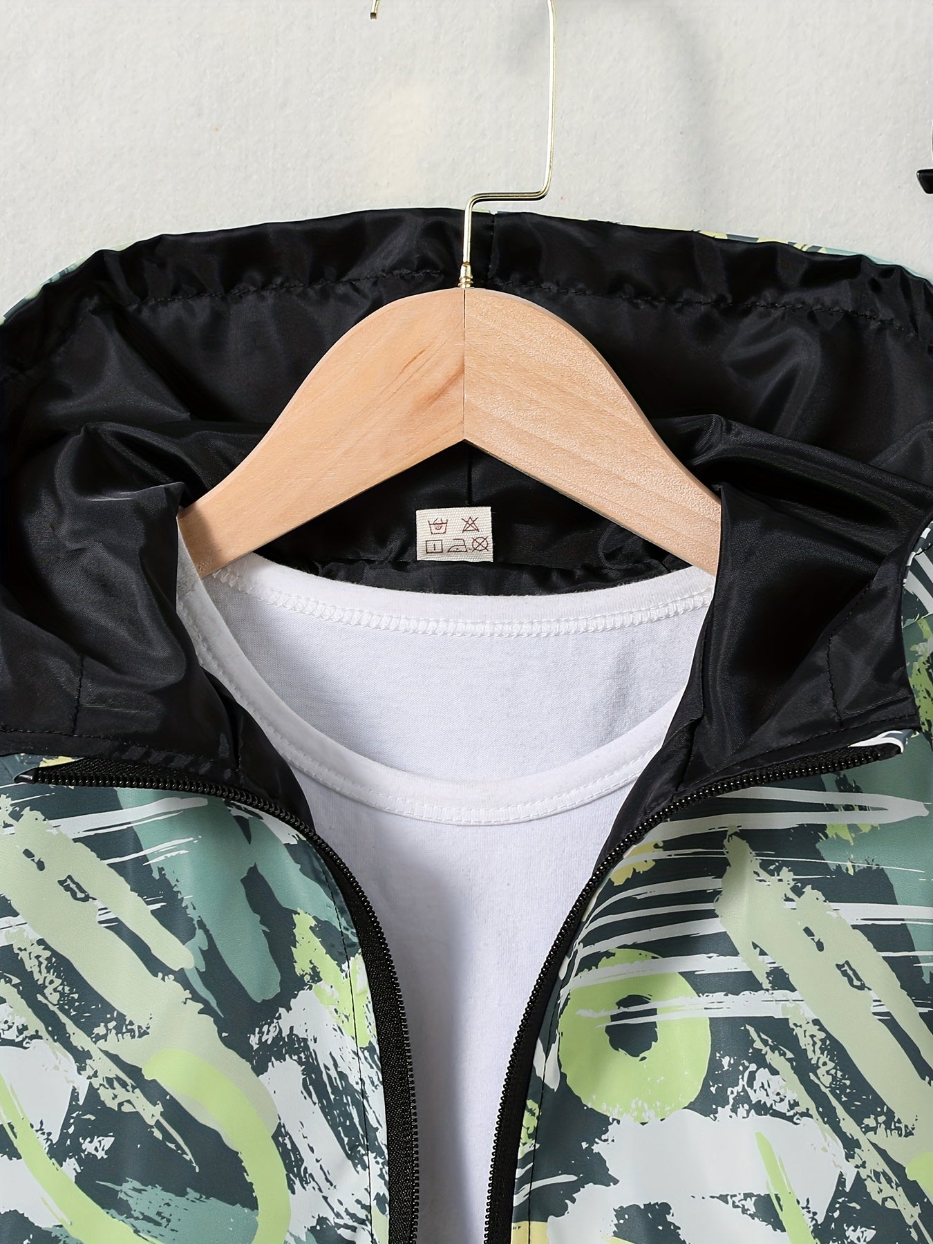 Camouflage Windbreaker Jacket Hooded Zipper Pocket Coat for Kids 4Y 7Y