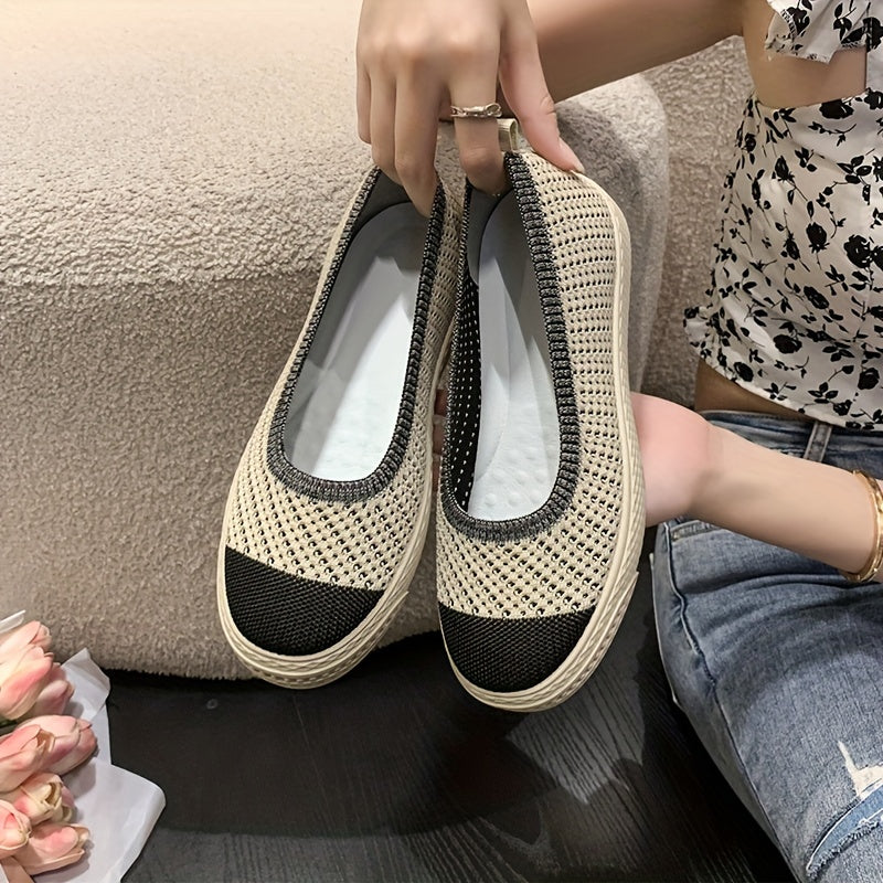 Women's Breathable Knit Platform Shoes Slip On Flat Comfortable Lightweight