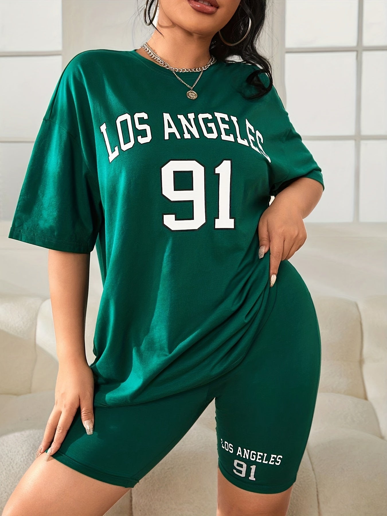 Letter Print Lounge Set Crew Neck Top & Elastic Waistband Shorts