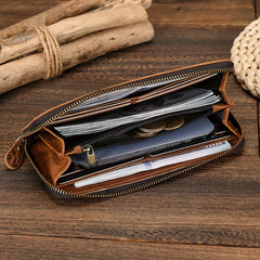 Men's Vintage Travel Wallet Top Grain Leather with Wristlet Zipper Closure