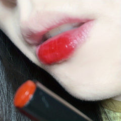 Moisturizing Satin Lipstick for Hydrating and Brightening Nude Makeup