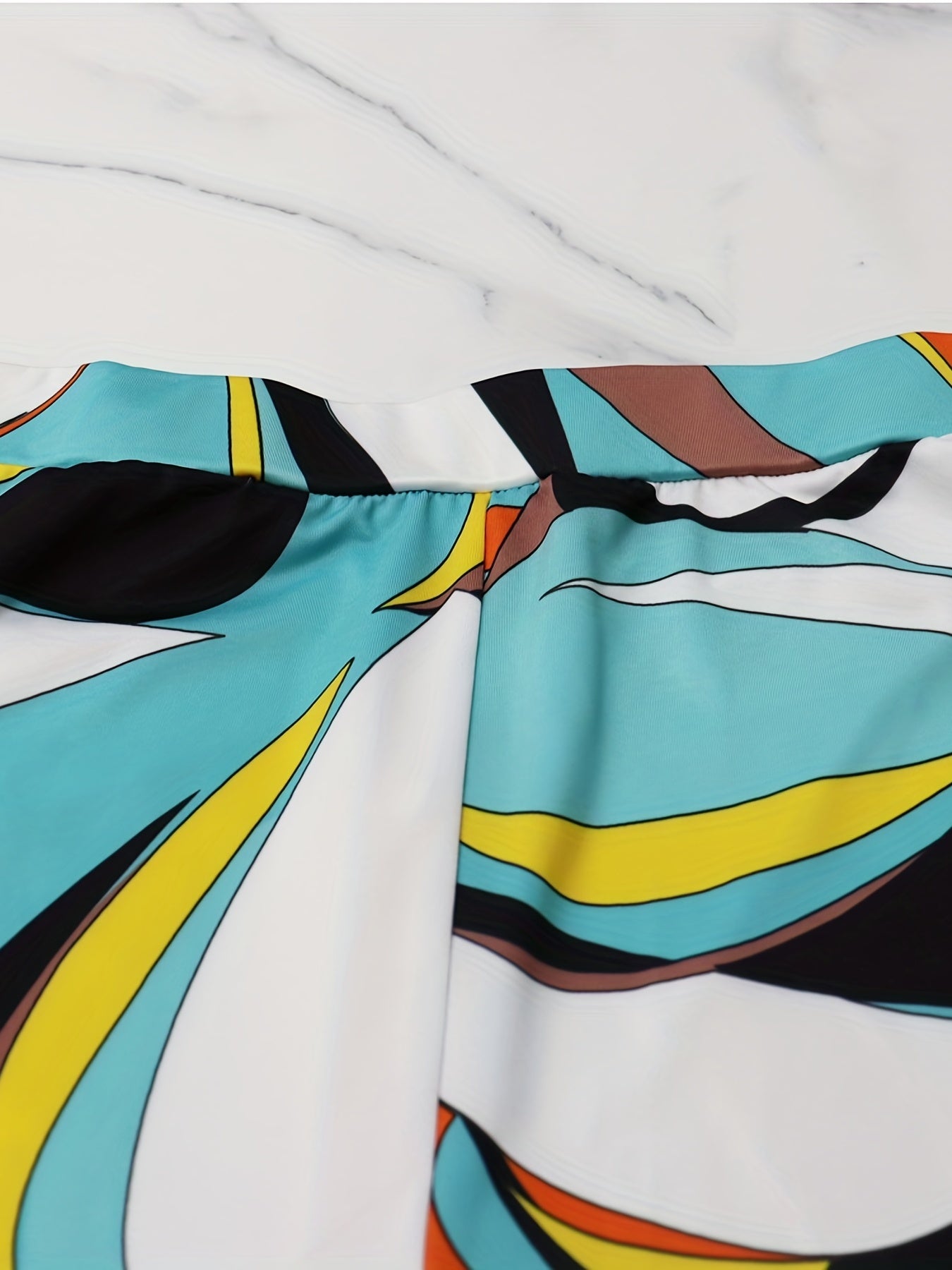 Holiday Abstract Print Set Tie Front Shirt & Shorts Outfit