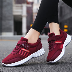 Breathable Anti Slip Trail Running Shoes Women Lightweight Soft Sole Sneakers