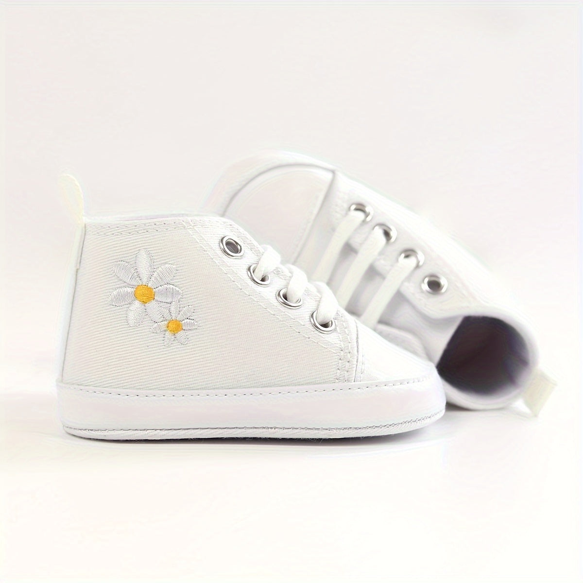 Daisy Embroidered Baby Girl Sneakers Lightweight Non Slip Shoes