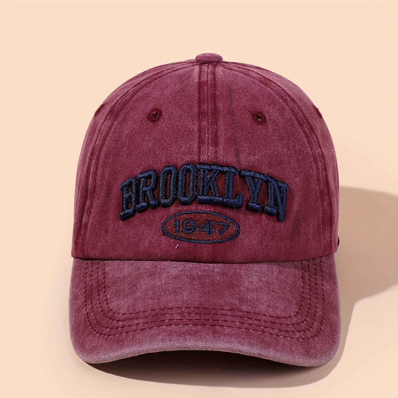 Embroidered Duck Tongue Cap for Outdoor Traveling