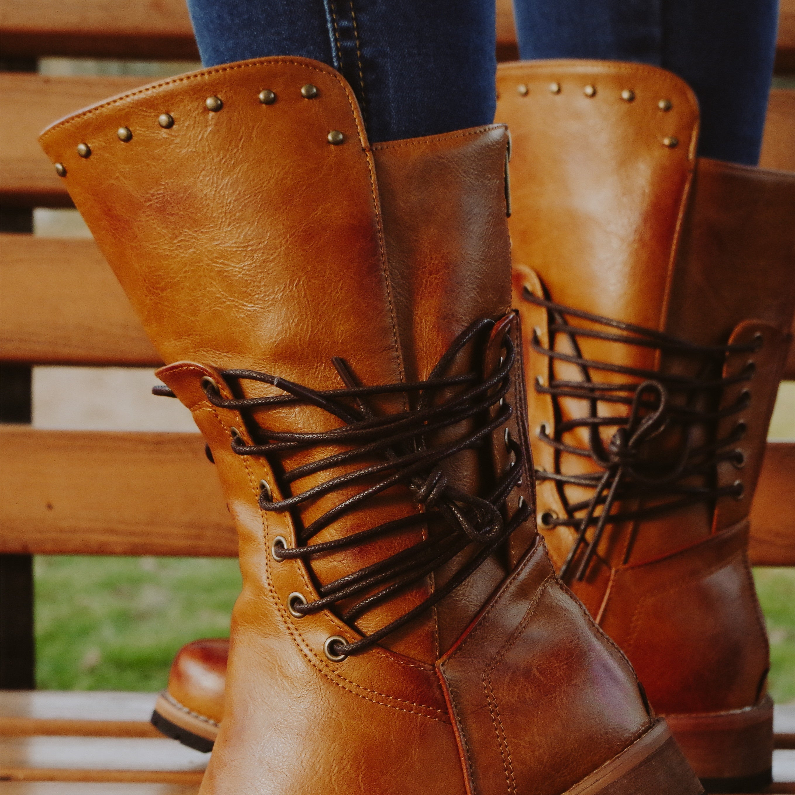 Women's Retro Mid Calf Boots Lace Up Chunky Low Heel Western Boots