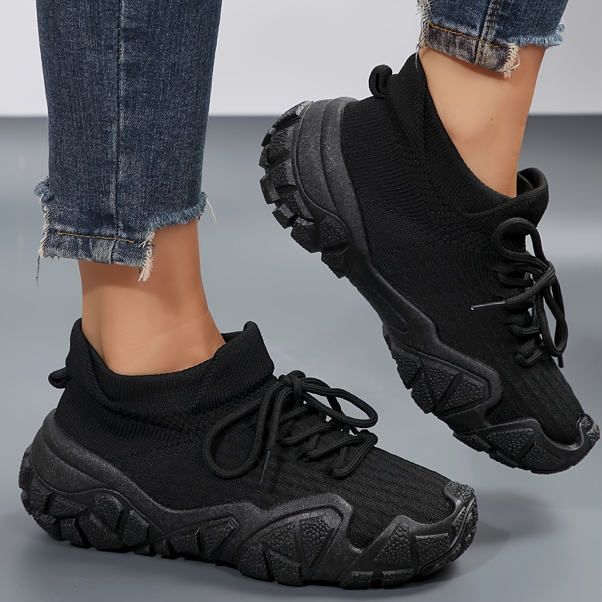 Women's Stylish Athletic Running Shoes with Soft Sole