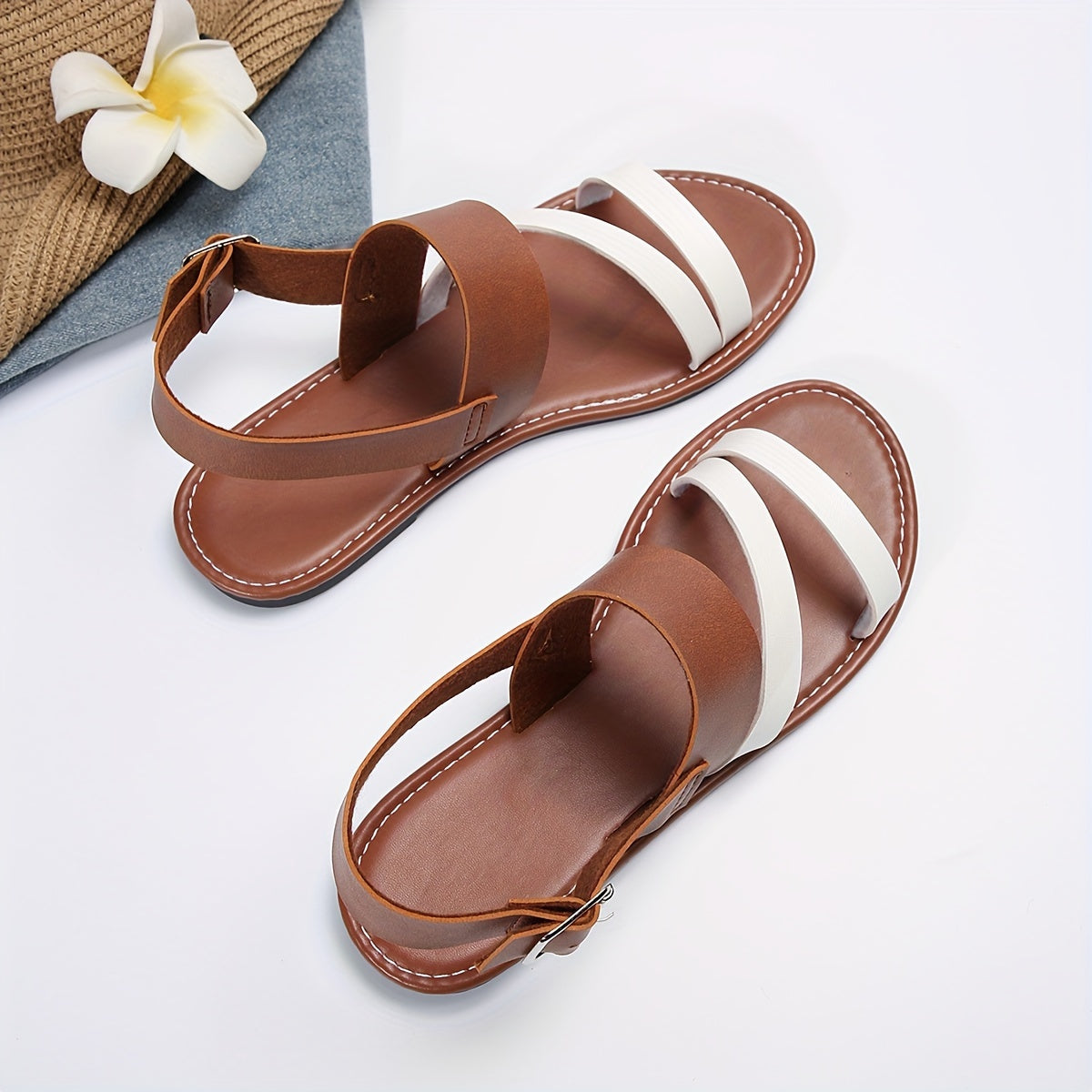 Women's Casual Flat Sandals Ankle Strap Buckle Outdoor Beach Sandals