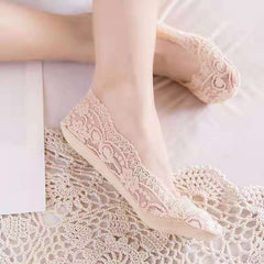 5 Pairs Women's Lace Floral Boat Socks