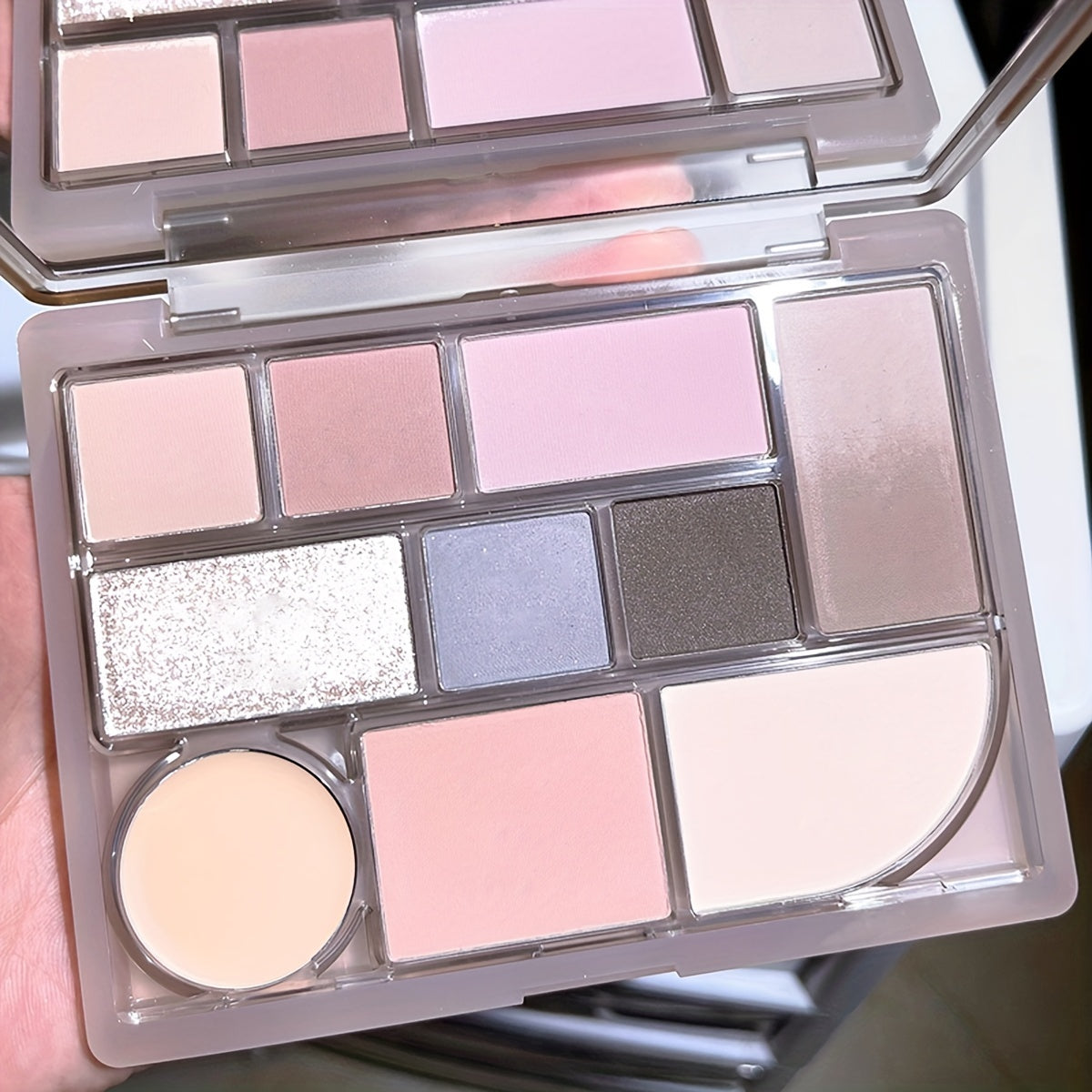 Brightening Eyeshadow Palette High Gloss Powder Blush Contouring Makeup Palette