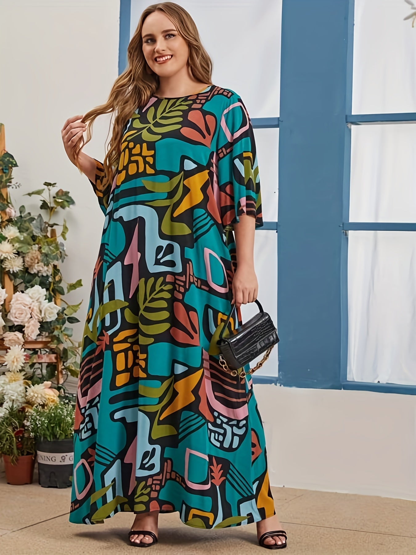 Tropical Print Round Neck Maxi Dress