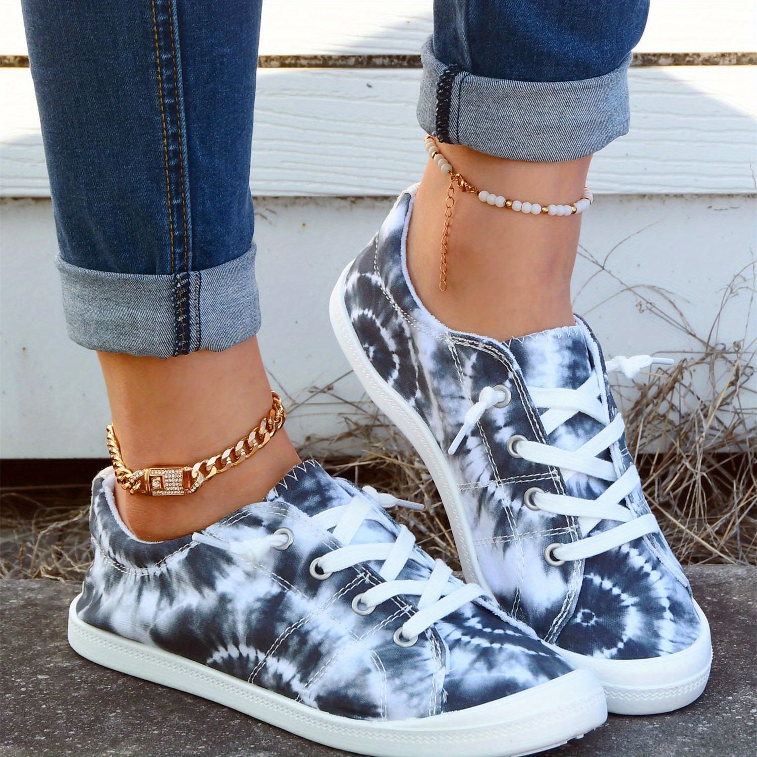 Tie Dye Canvas Lace Up Walking Shoes
