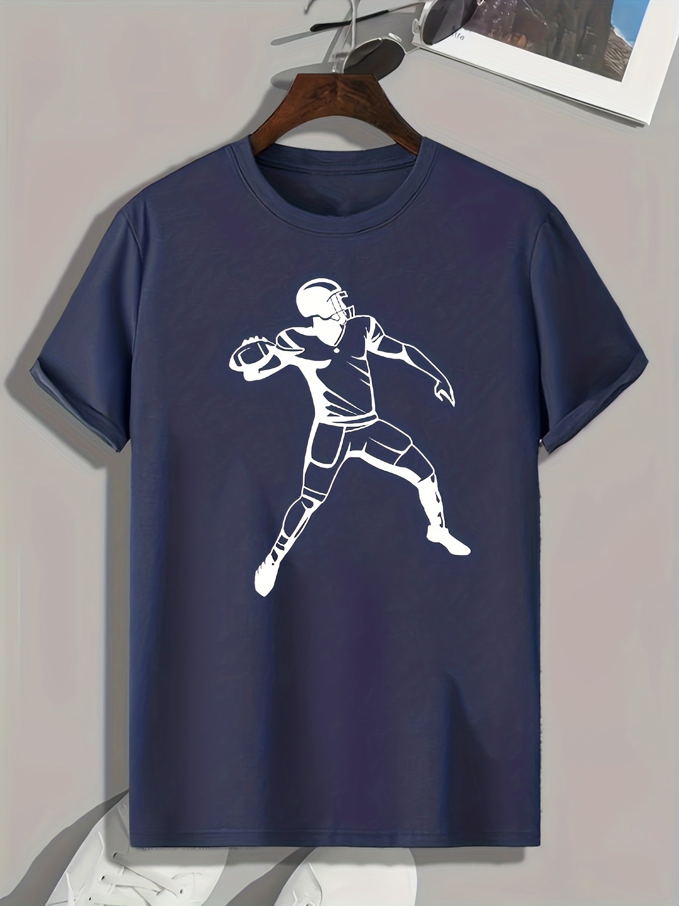 Football Player Pattern Print Men's Comfy Sports T shirt Graphic Tee