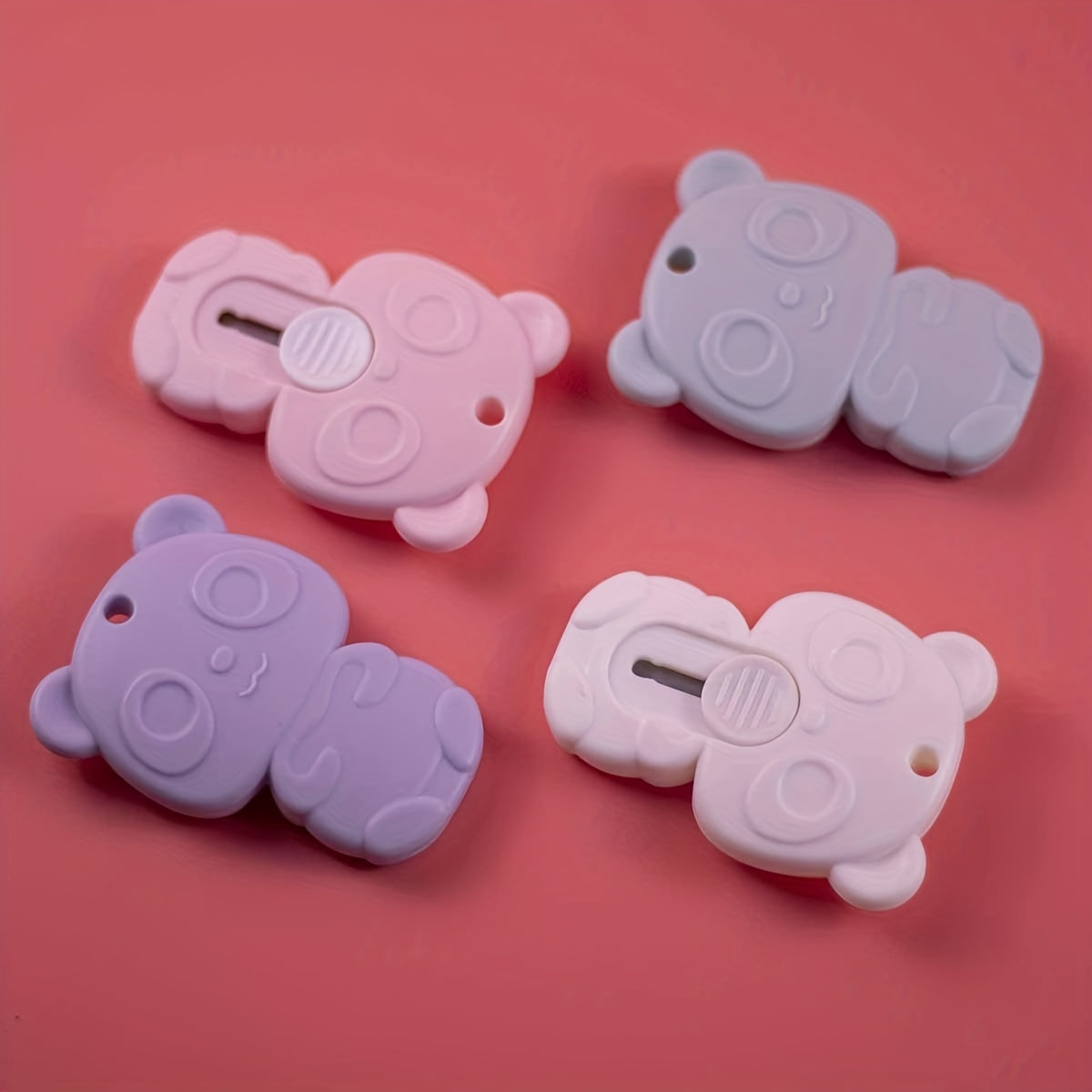 4pcs Bear Utility Disassembling Express 4 Colors Mini Retractable Cutting Tool
