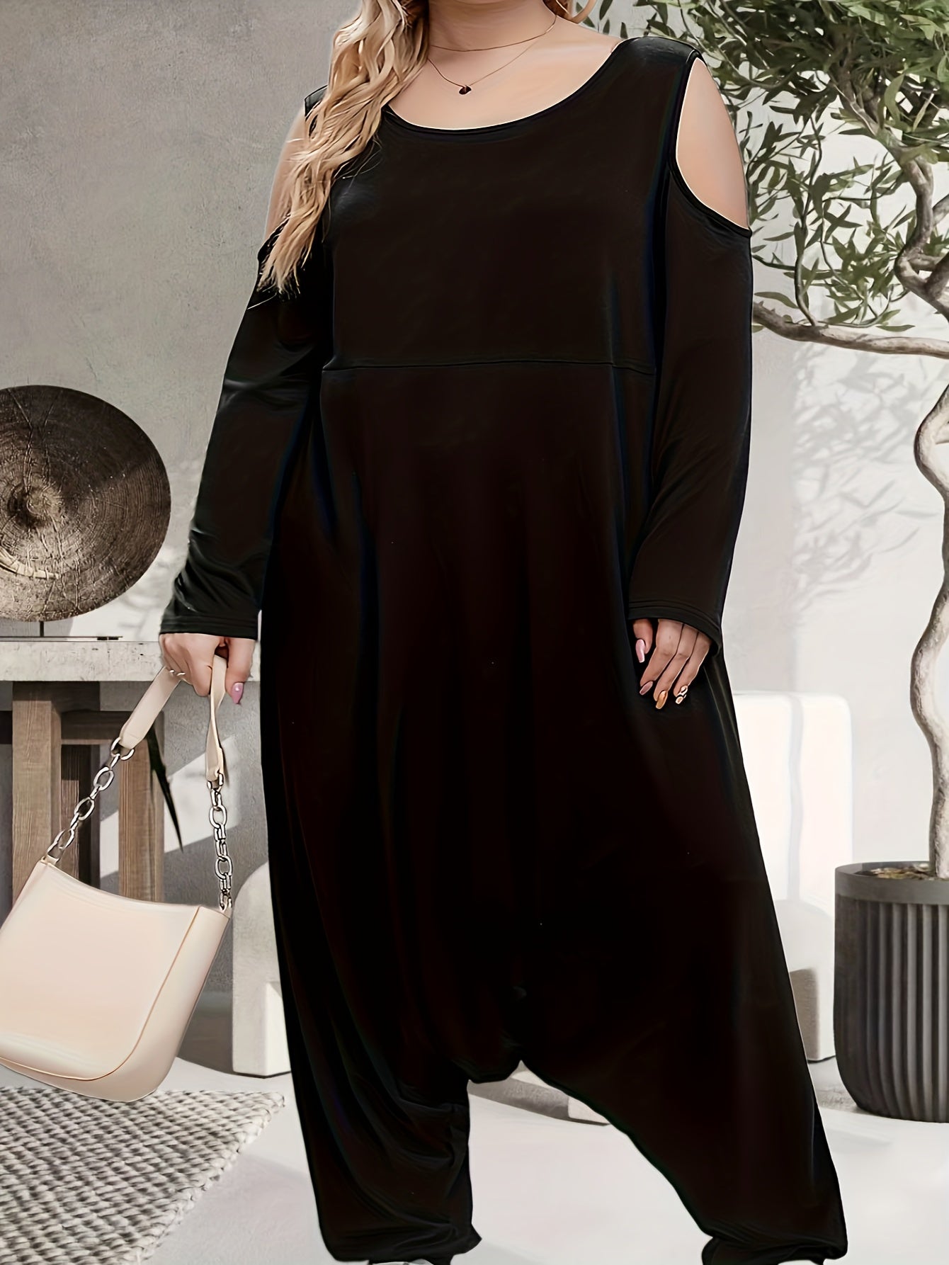 Women's Plus Size Cold Shoulder Round Neck Jumpsuit