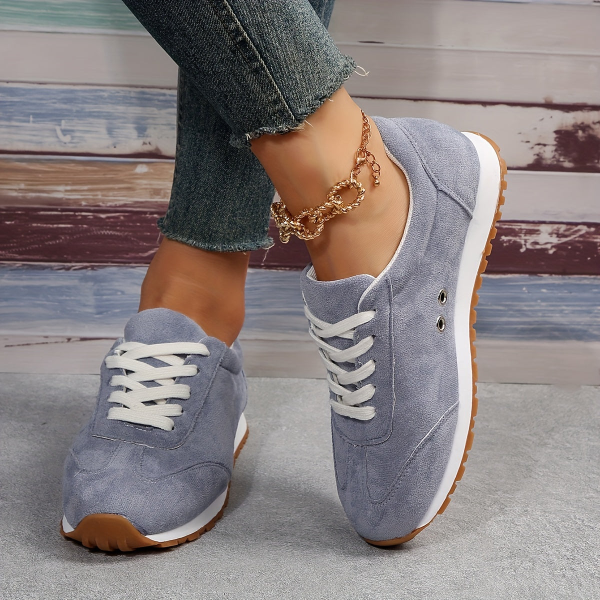 Women's Solid Sneakers Casual Lace Up Low Top Outdoor Shoes