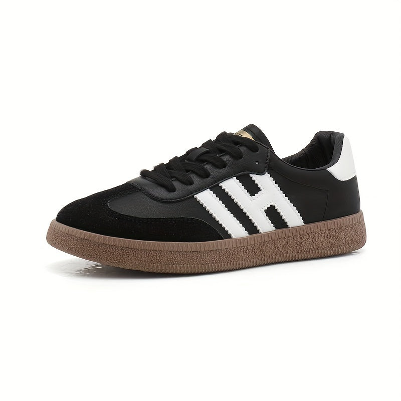 Women's Lace Up Flat Sneakers Lightweight Comfort Low Top Shoes