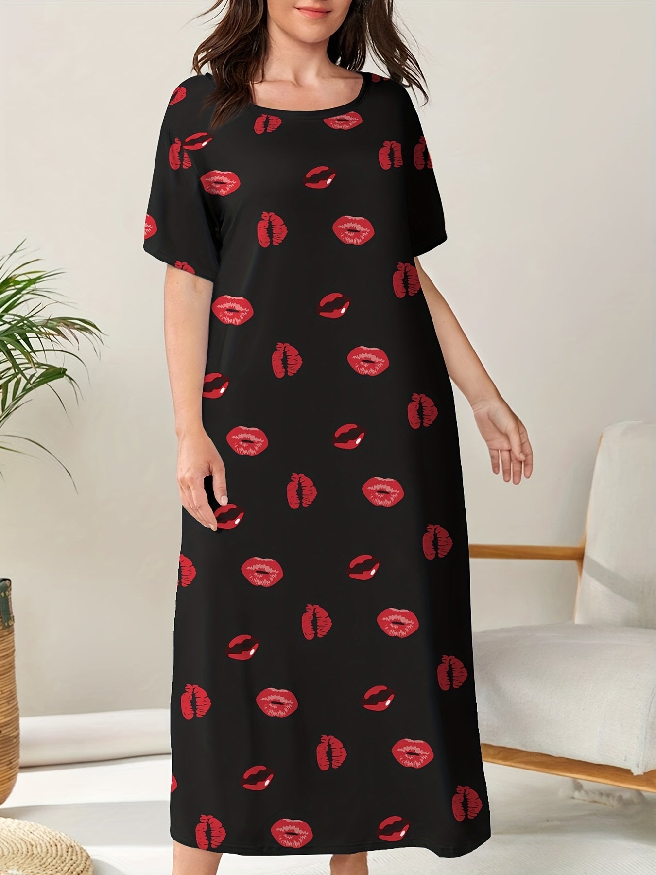 Kiss Print Short Sleeve Nightdress