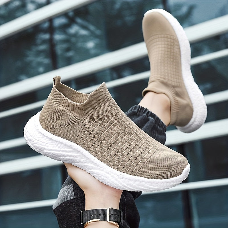 Men's Lightweight Slip On Casual Shoes For Traveling Jogging