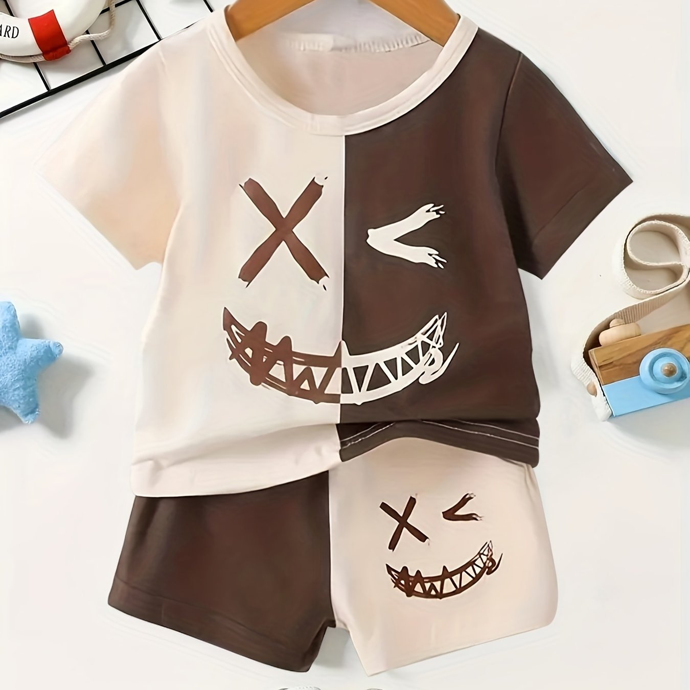 2pcs Boys Funny Face Block T shirt & Shorts Summer Clothes Sets