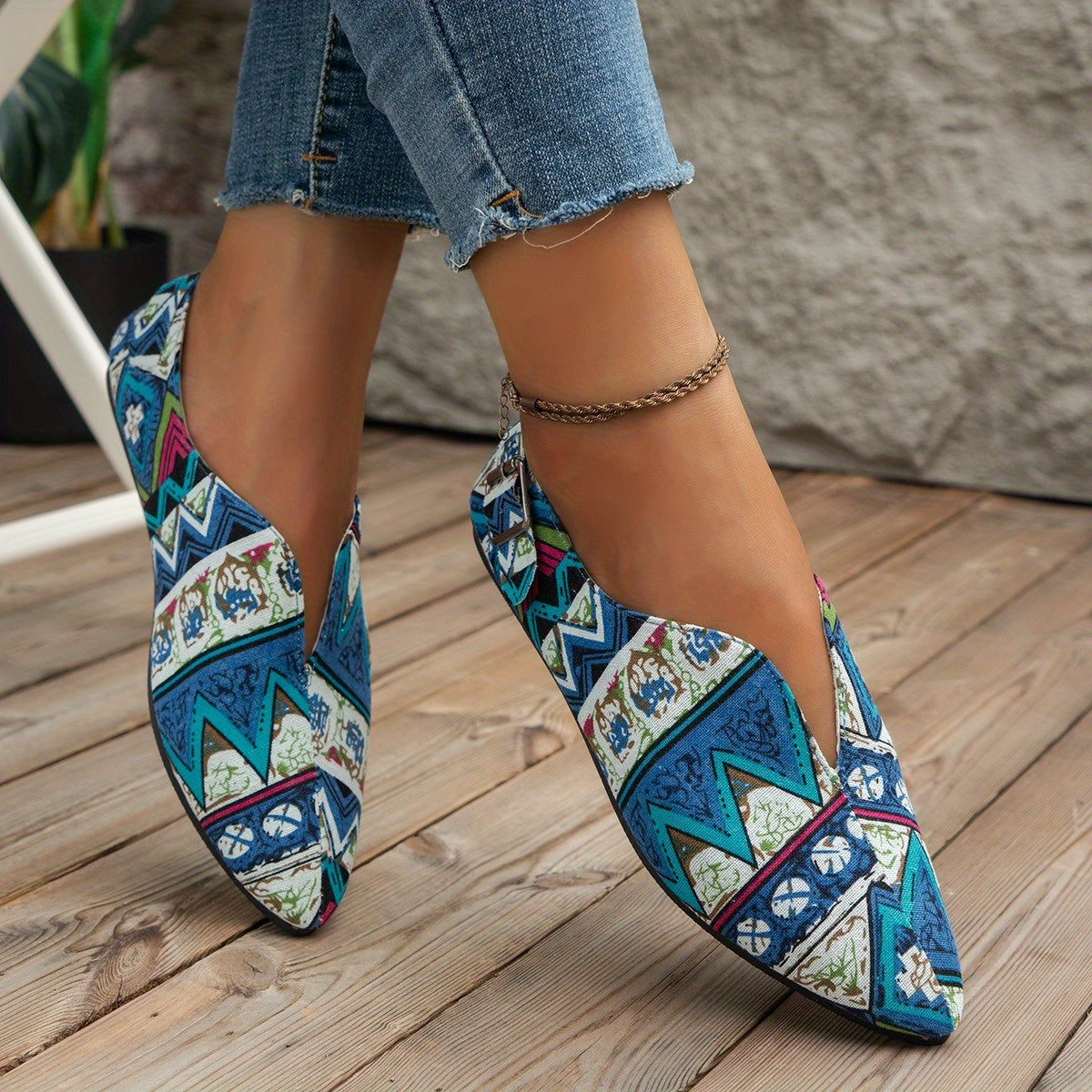 Women's Tribal Style Flats Slip On Canvas Shoes Lightweight Flat Shoes