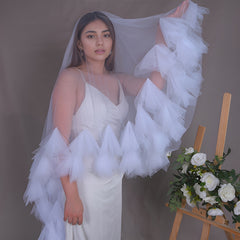 Romantic Bridal Veil with Comb and Long Train Wedding Accessory
