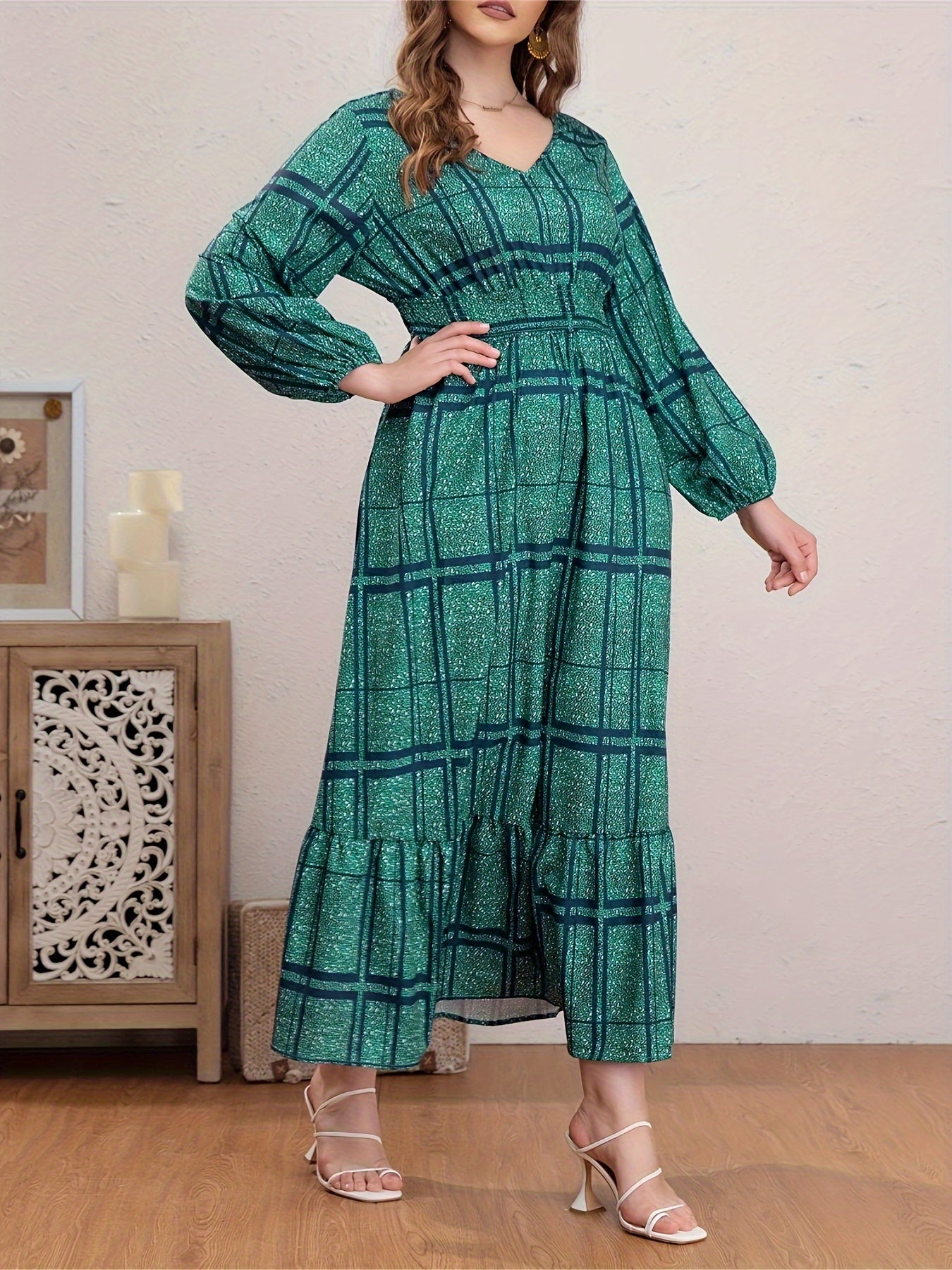 Plus Size Grid Print Long Sleeve V Neck Maxi Dress