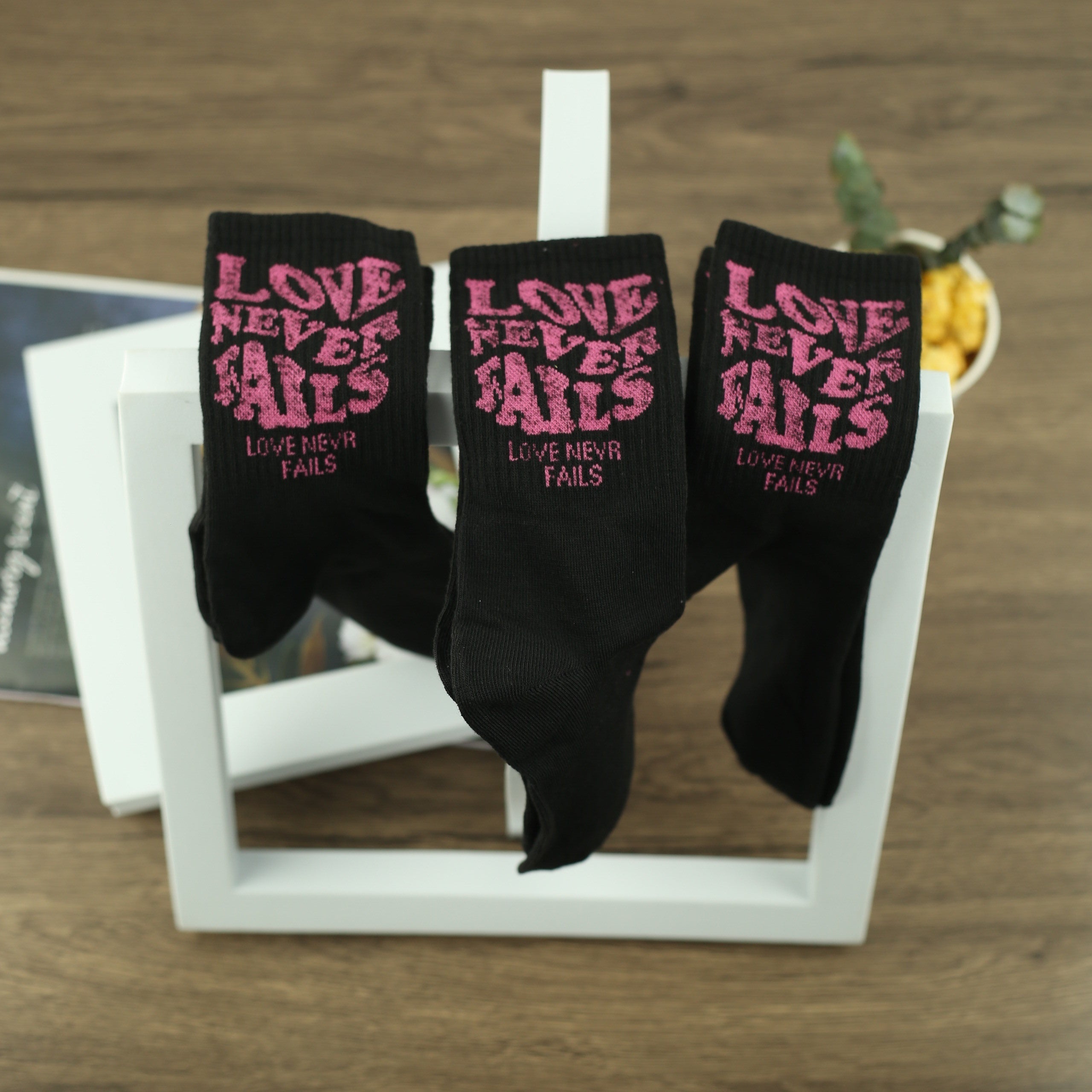 3 Pairs Men's Street Style Skateboard Socks
