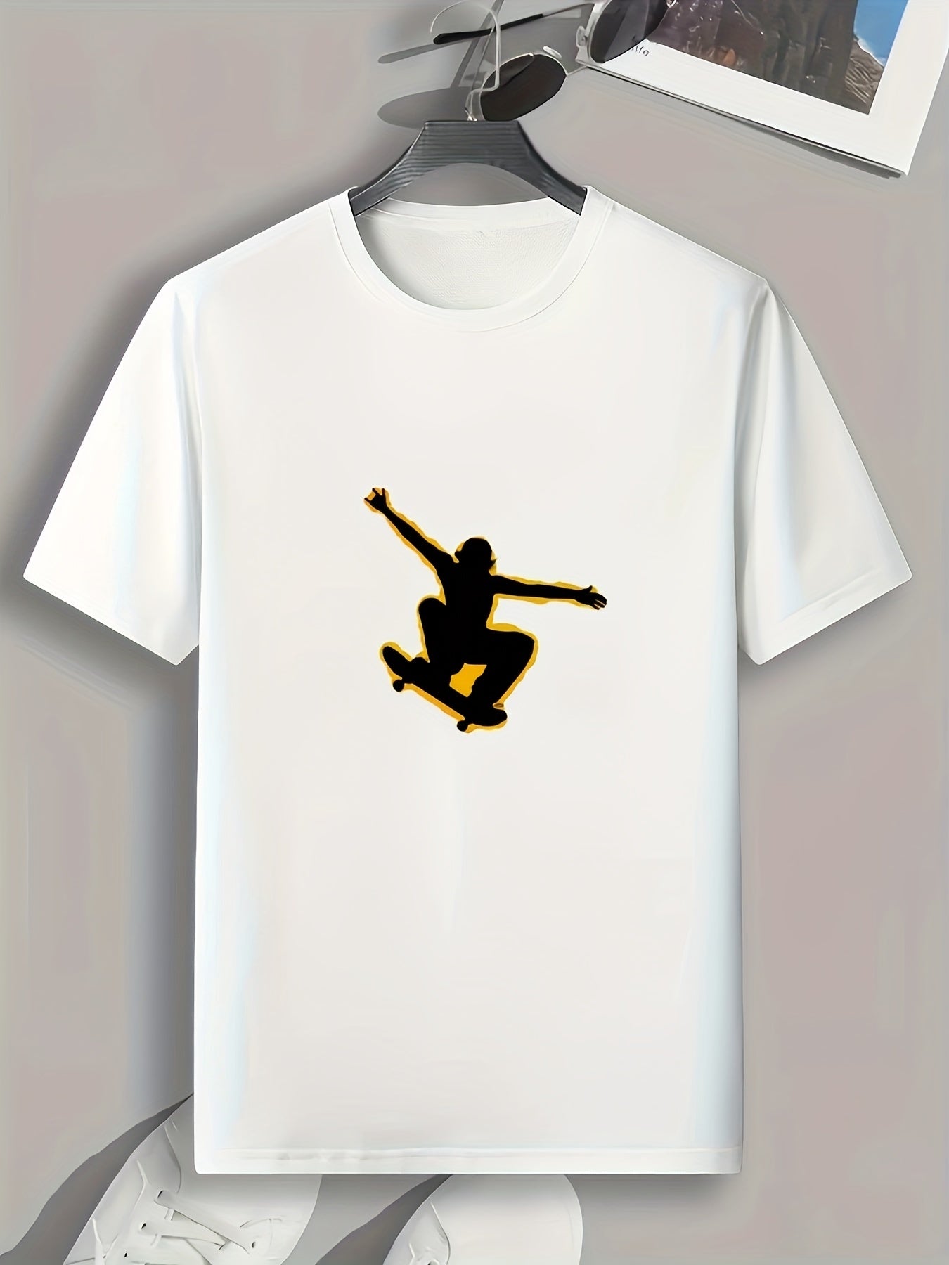 Skateboarding Print Men's Graphic T-shirt for Summer