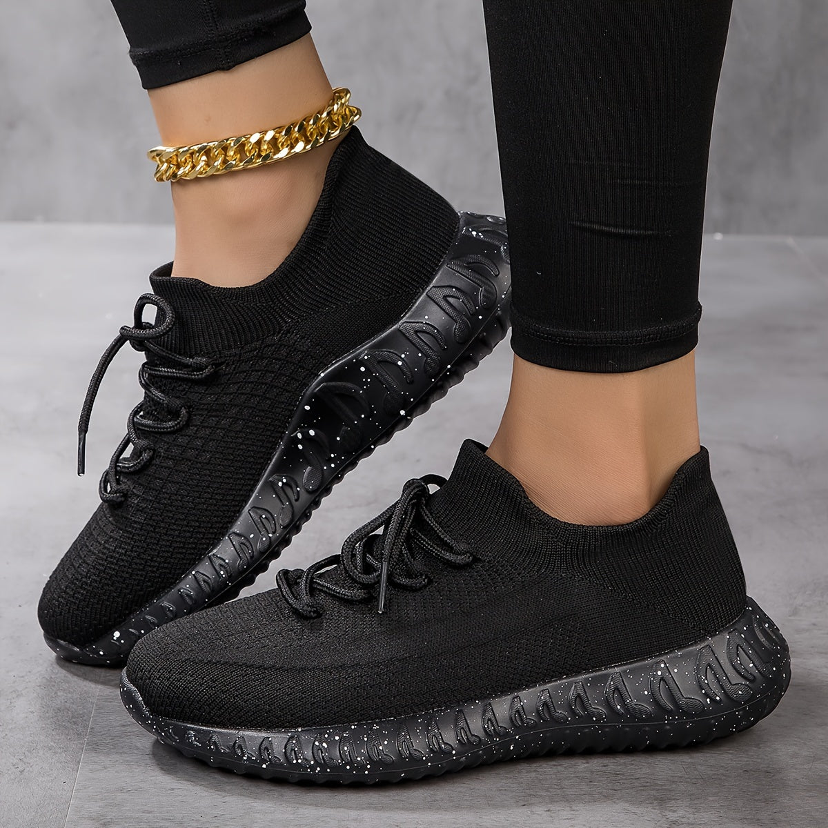 Mesh Breathable Running Shoes Elastic Lace Up Outdoor Sneakers