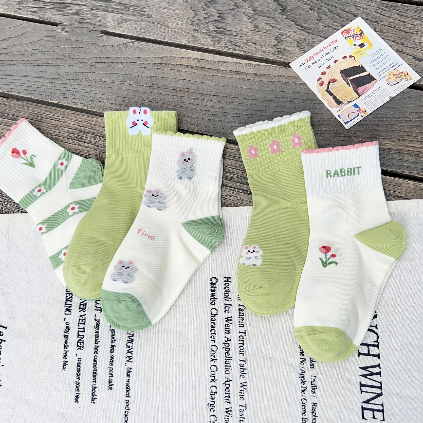 5 Pairs Cartoon Crew Socks for Girls, All Seasons Boneless Children's Socks