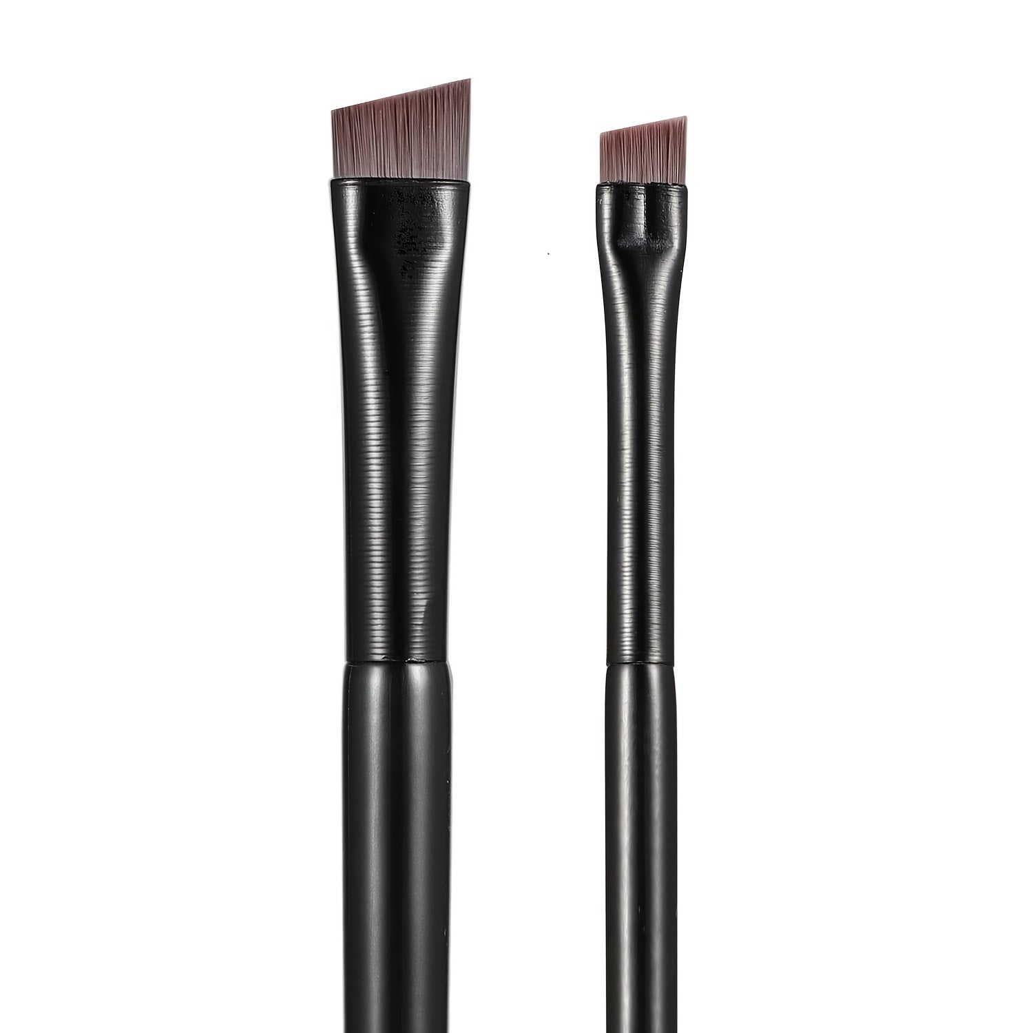 Ultra Thin Slanted Eyeliner Brush for Precise Application
