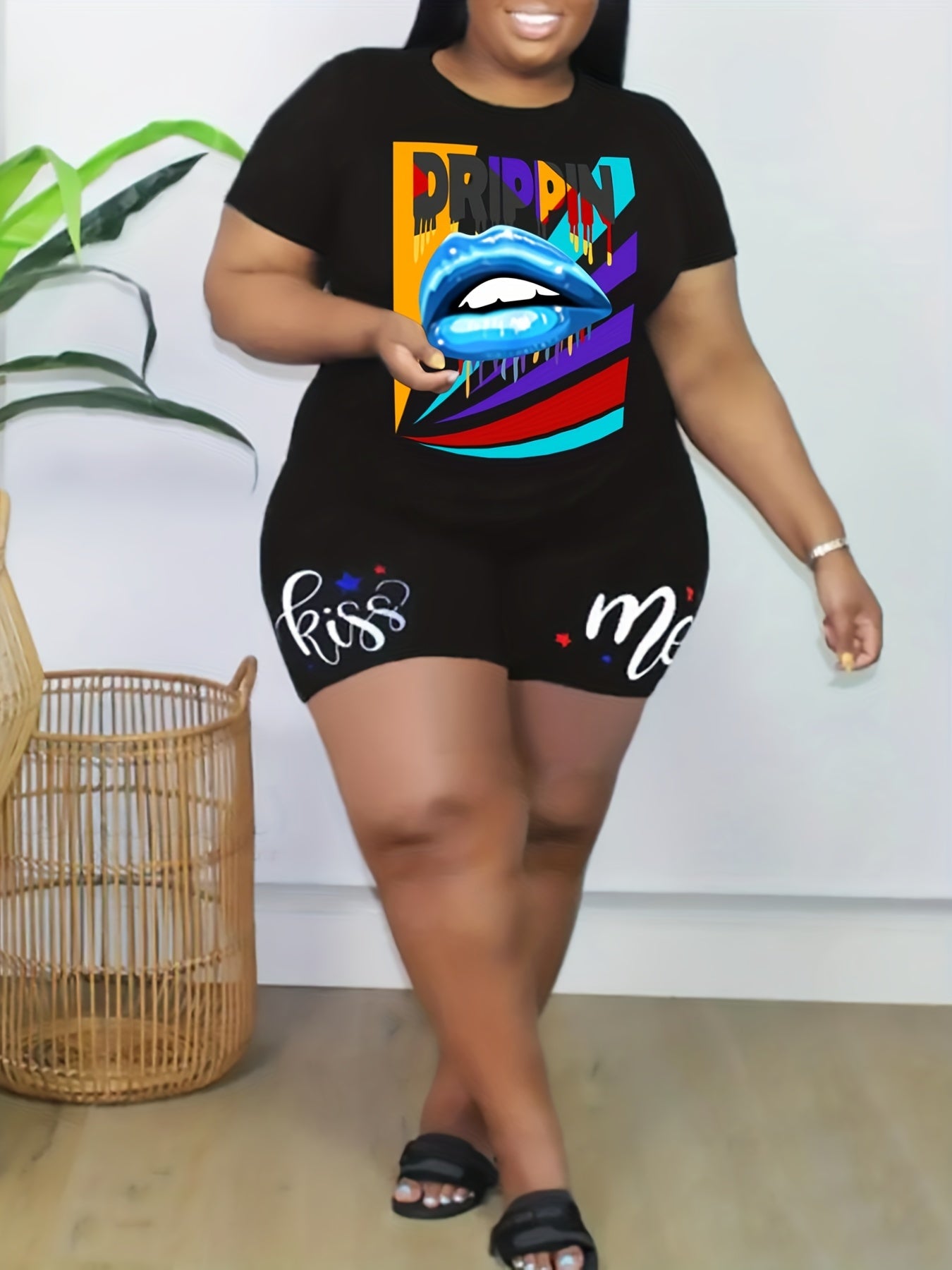 Women's Plus Graphic Print Tee & Shorts 2pcs Set