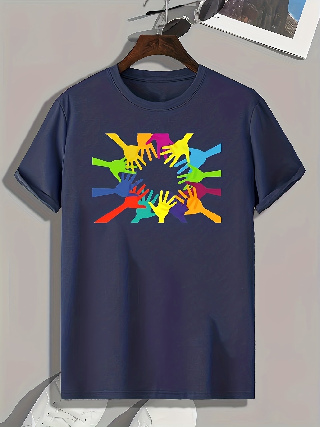 Colorful Hands Print Men's Graphic T-shirt for Summer