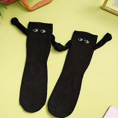 2-Pairs Couple Creative Mid-Calf Socks with 3D Magnetic Hand Holding Dolls