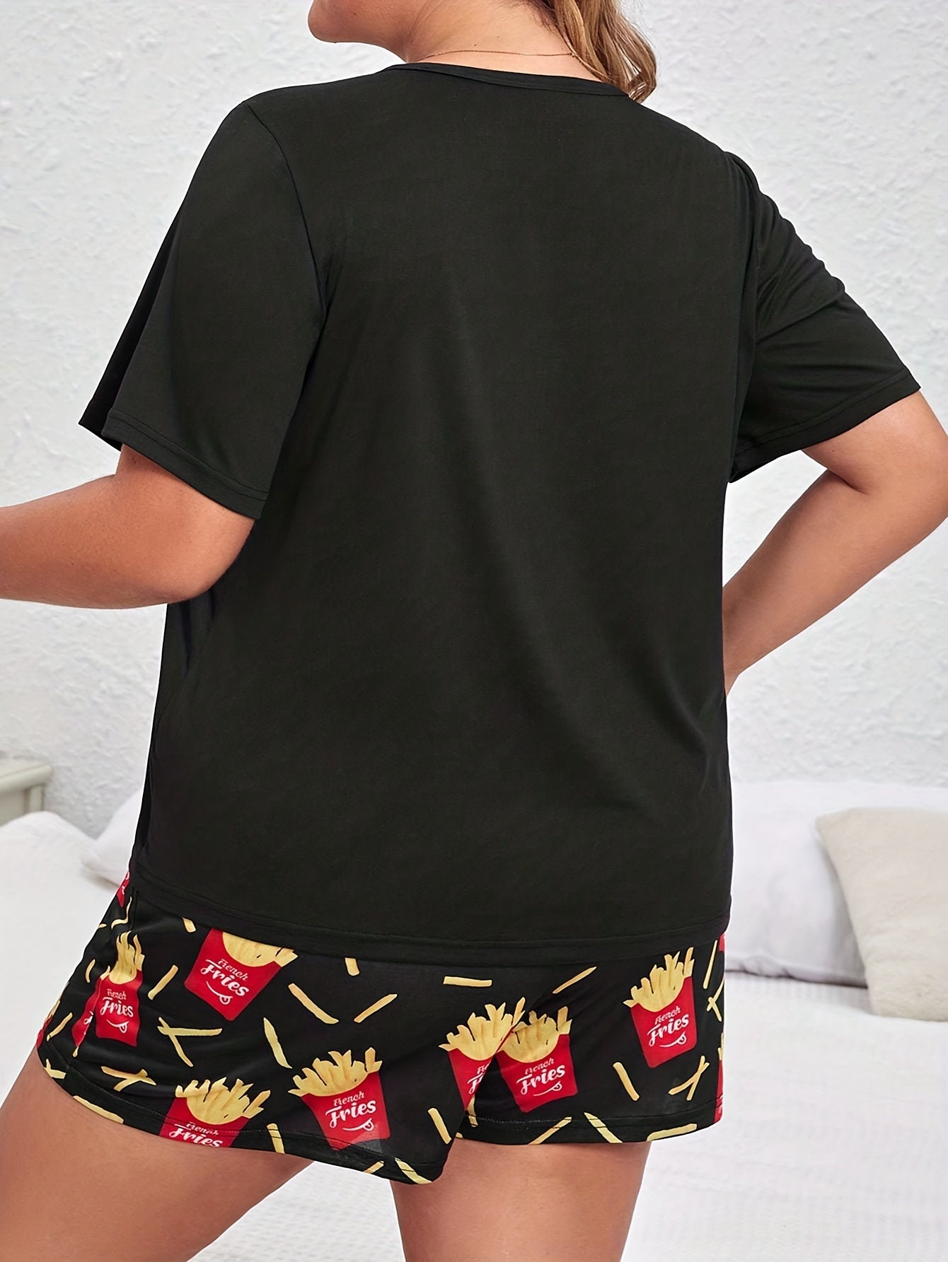 French Fries Print Tee & Bow Front Shorts Pajamas Set