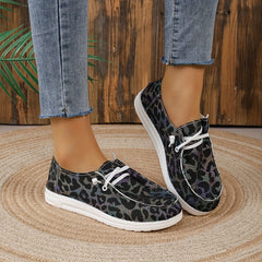 Women's Flat Canvas Shoes Round Toe Low Top Slip On Shoes