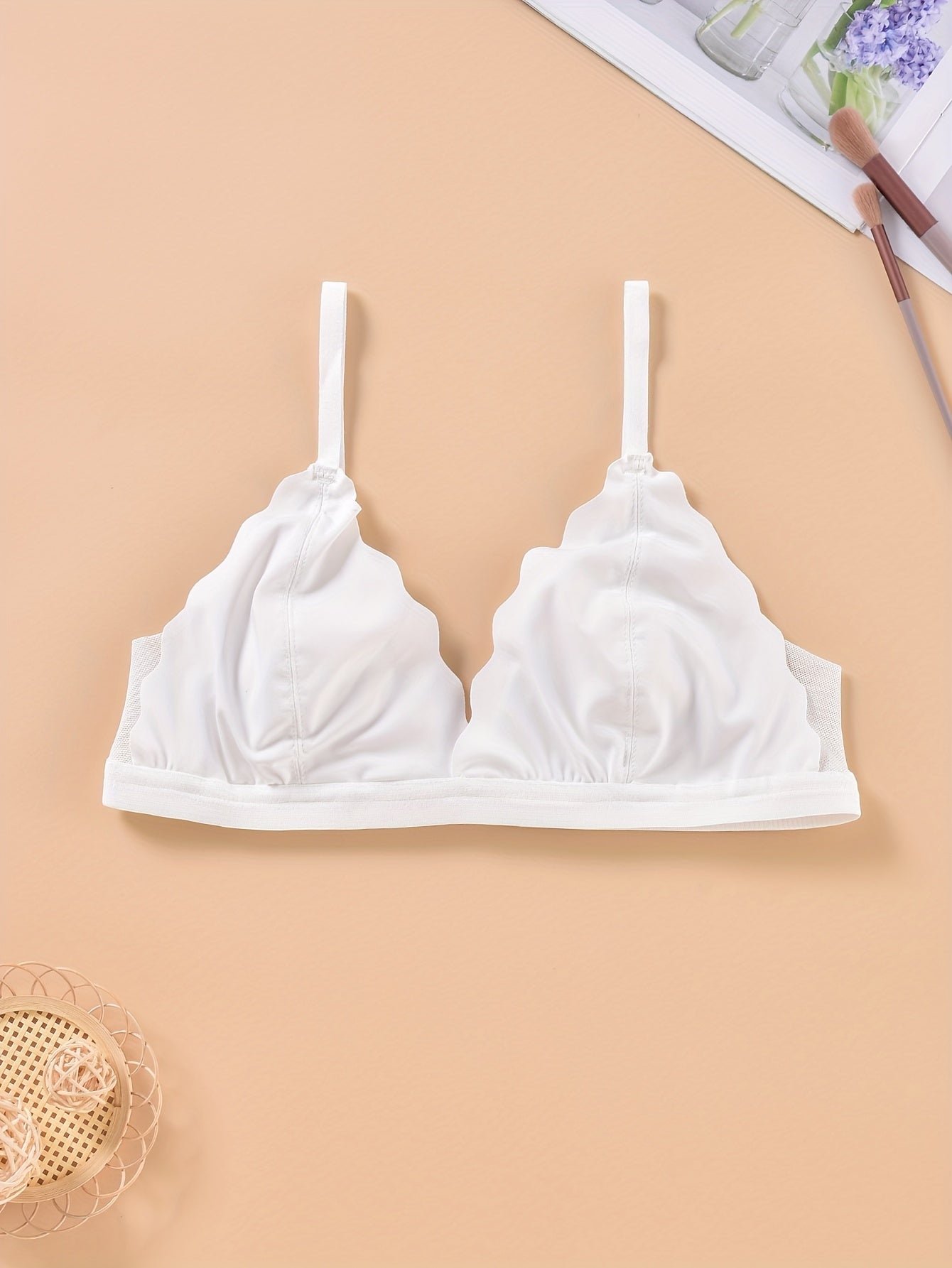 Lace Wireless Bra with Scalloped Trim - Comfortable Floral Lingerie
