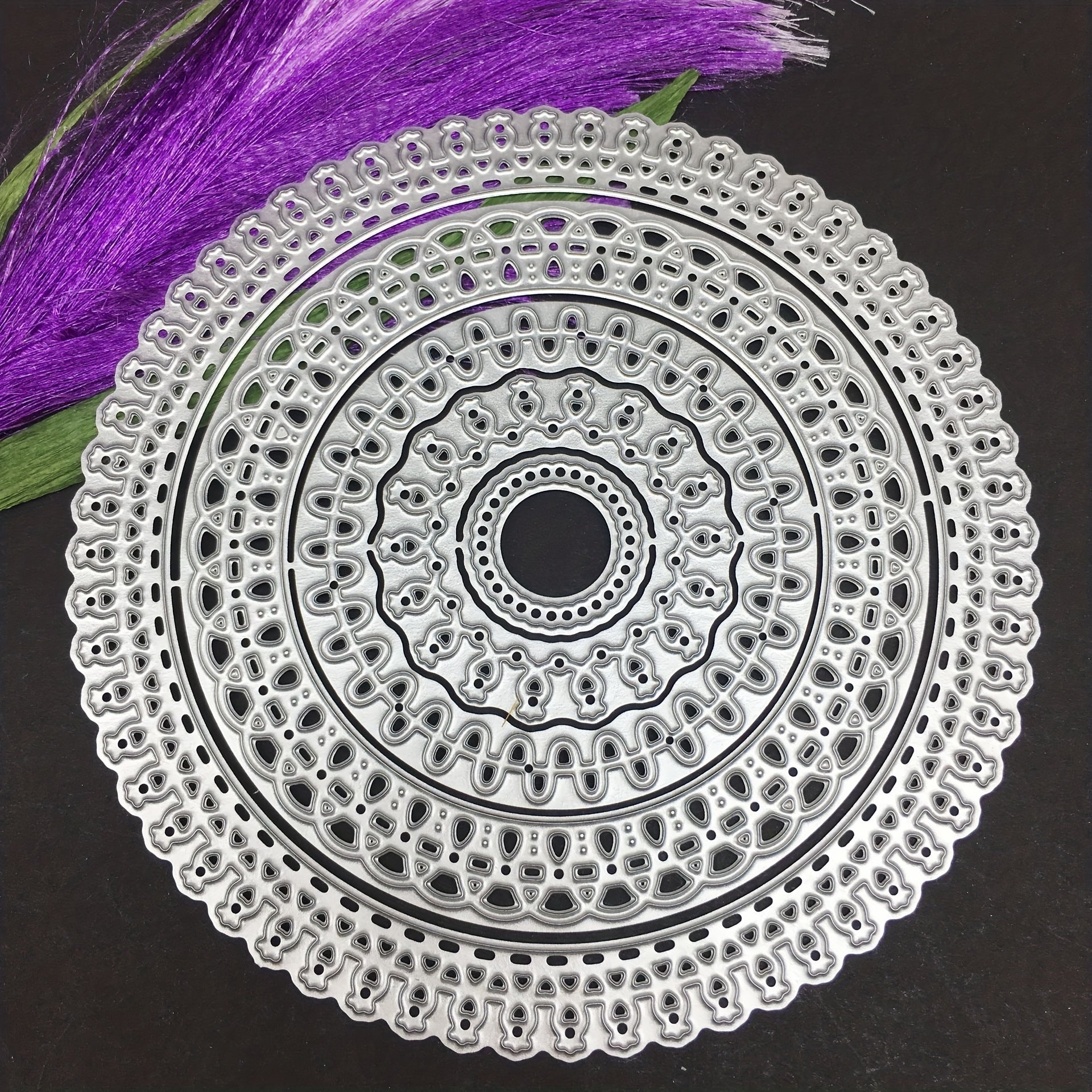 Round Circle Lace Embossing Folder Metal Cutting Dies For Scrapbo