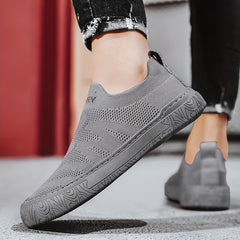 Men's Slip on Sneakers Lightweight Athletic Shoes