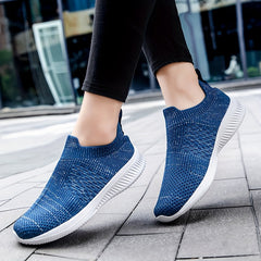 Men's Lightweight Slip On Casual Shoes For Traveling Jogging