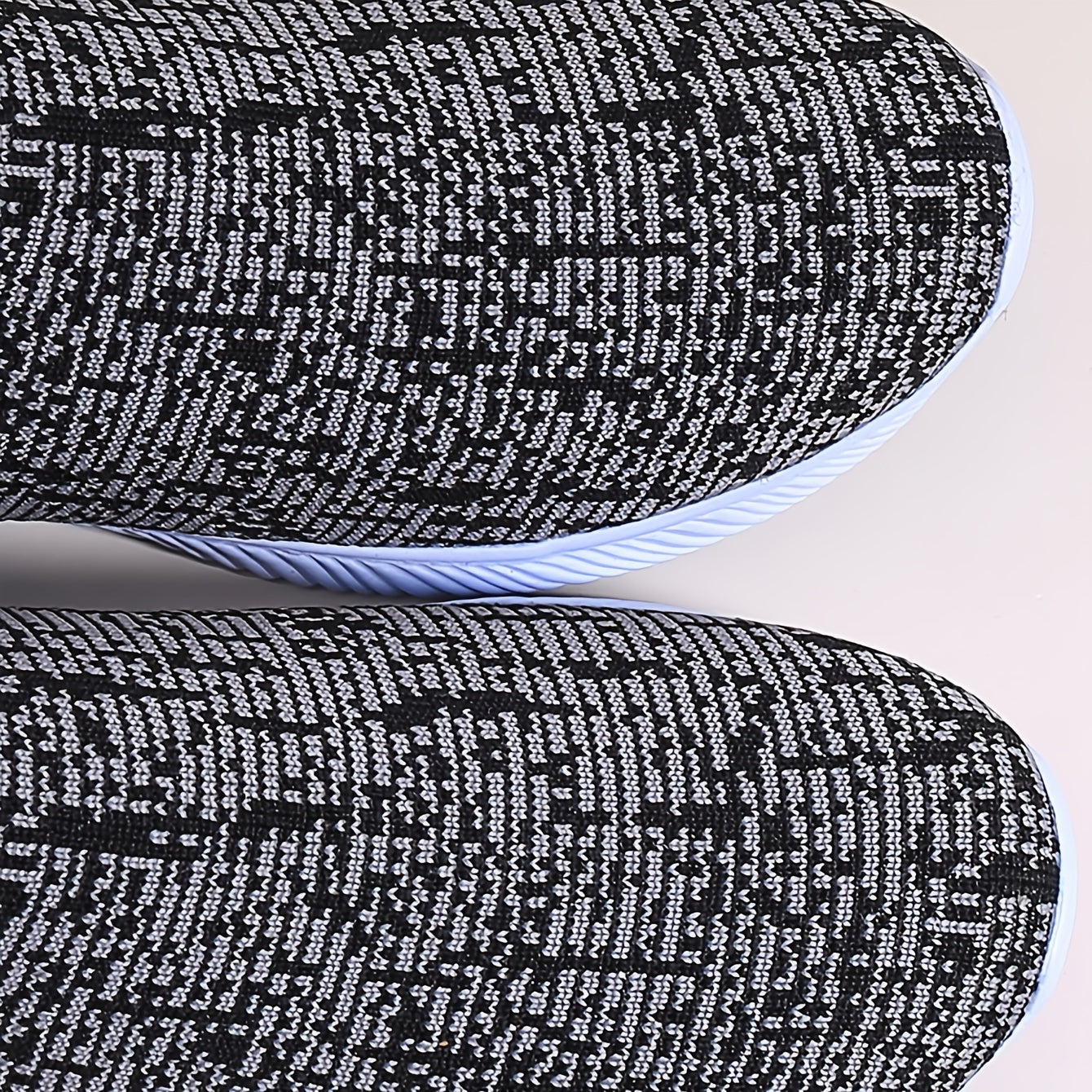 Women's Mesh Breathable Walking Shoes Lightweight Slip On Flying Woven Shoes