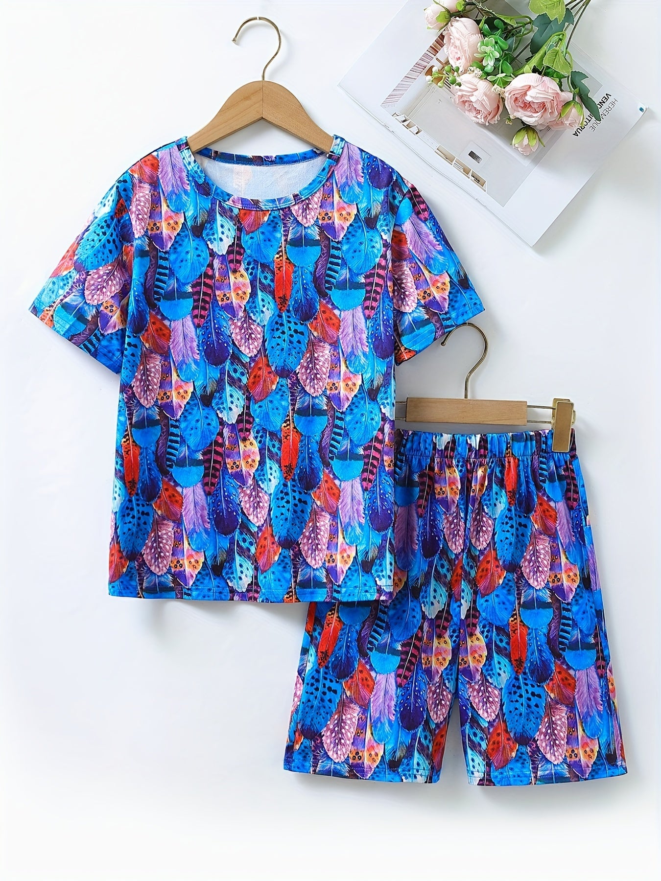 Boys Feather Print T shirt & Shorts 2pcs Loungewear Pajamas