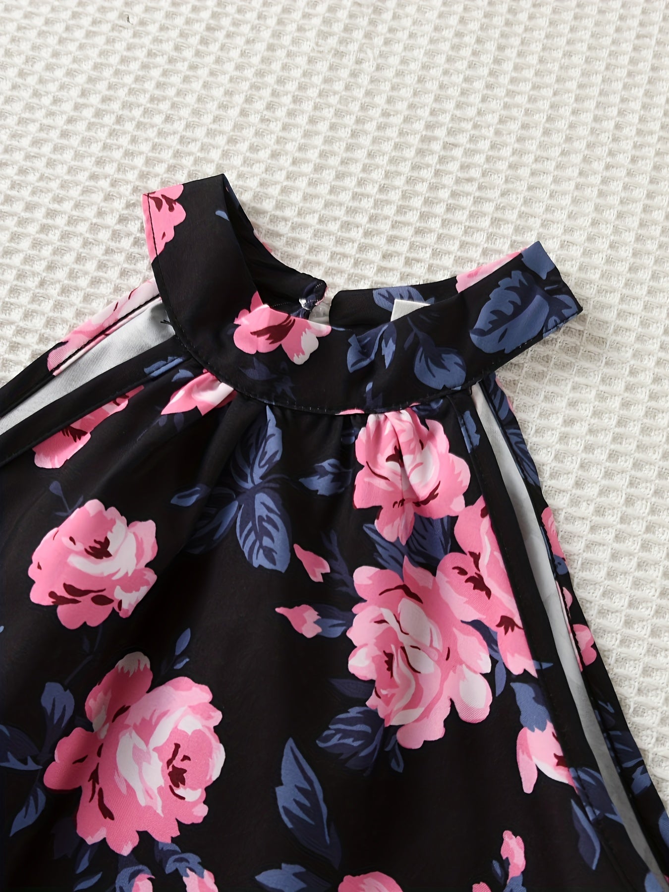 2pcs Girls Floral Halter Top & Button Shorts Set Summer Clothes