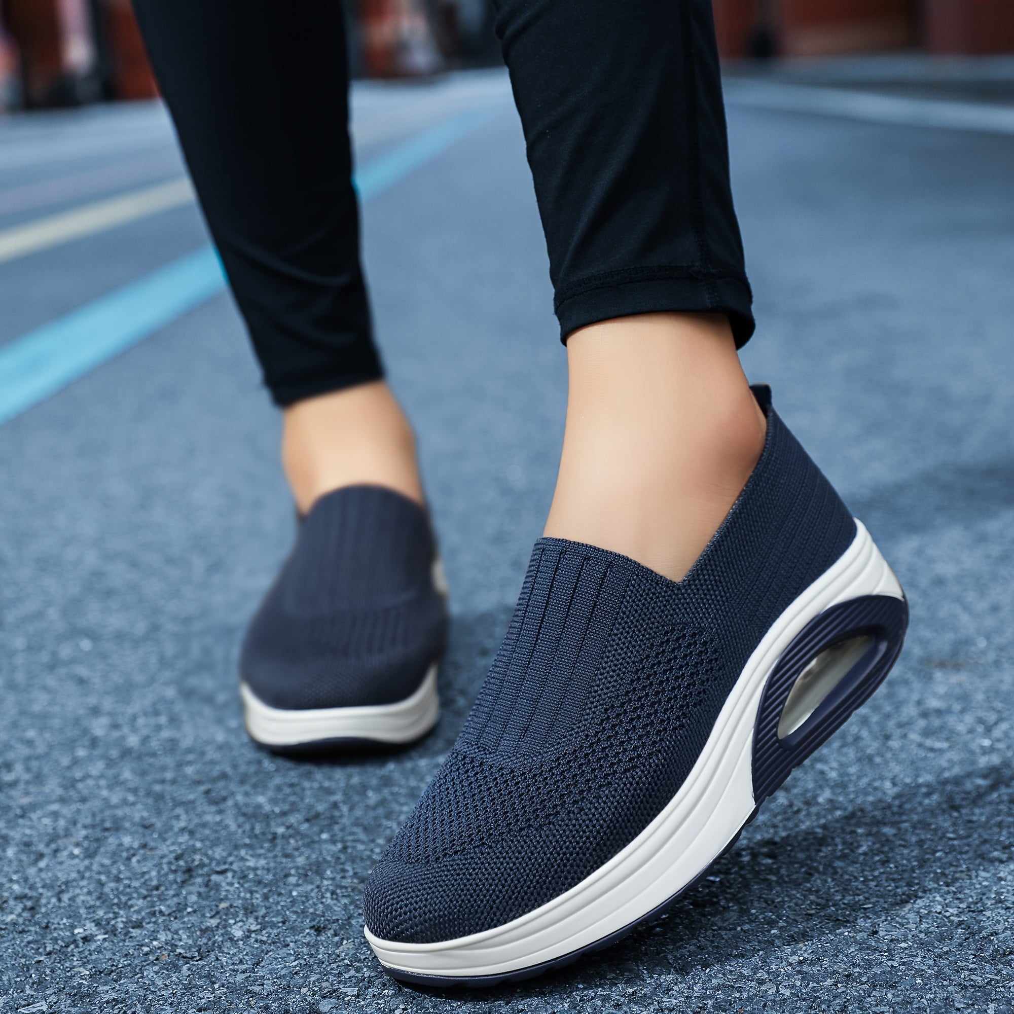 Women's Breathable Height Increased Slip-On Sneakers